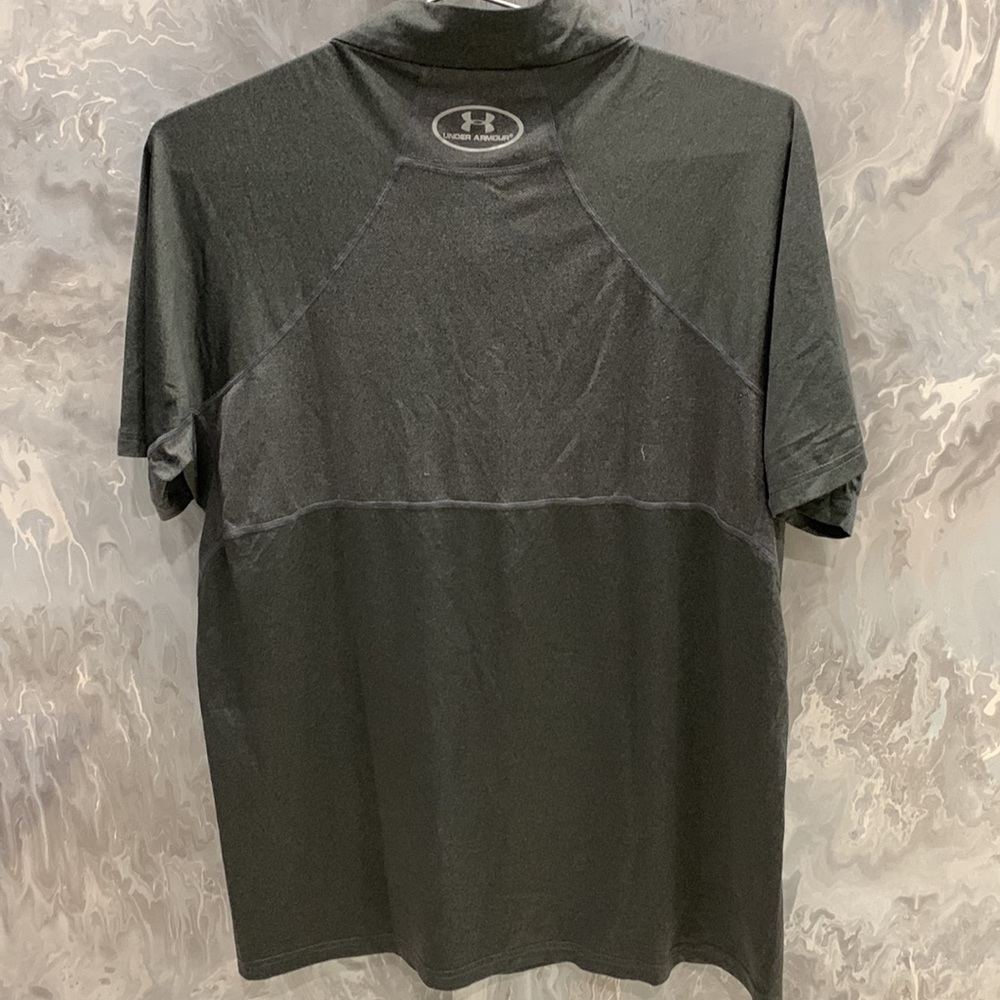 Under Armour - Picture 3 of 3